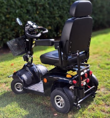 Scootmobiel Mango Panther 4 type freerider Bouwjaar 2022