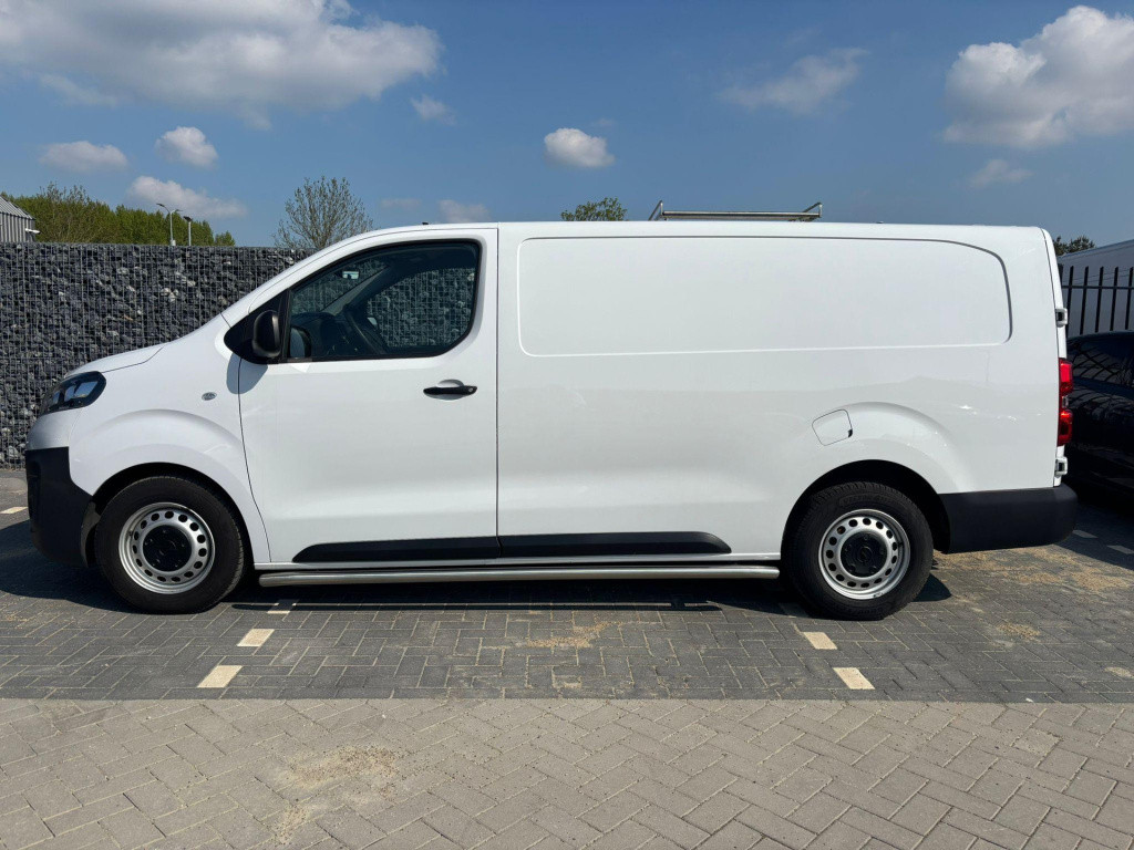 Opel Vivaro 2.0 diesel 145 l3 | navigatie | trekhaak | parkeersensoren | sl