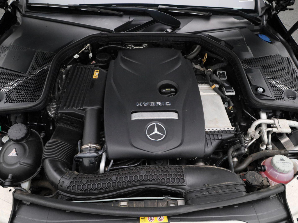 Mercedes-Benz C-Klasse 300 e business solution amg limited | automaat | pan
