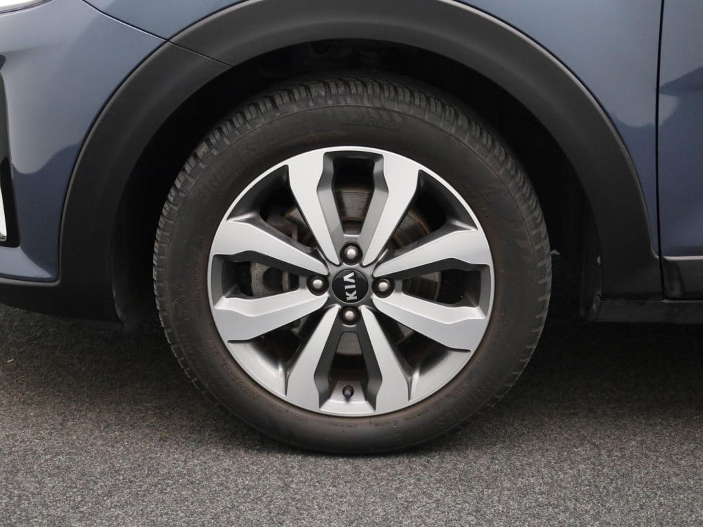 Kia Stonic 1.0 t-gdi mhev dynamicline | lmv | parkeer sensoren | cruise con