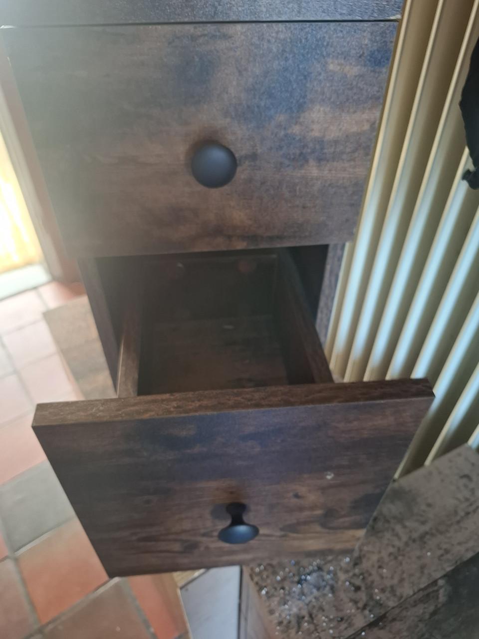 4 kasten met lade 75x33x50 per stuk of 1 dressoir