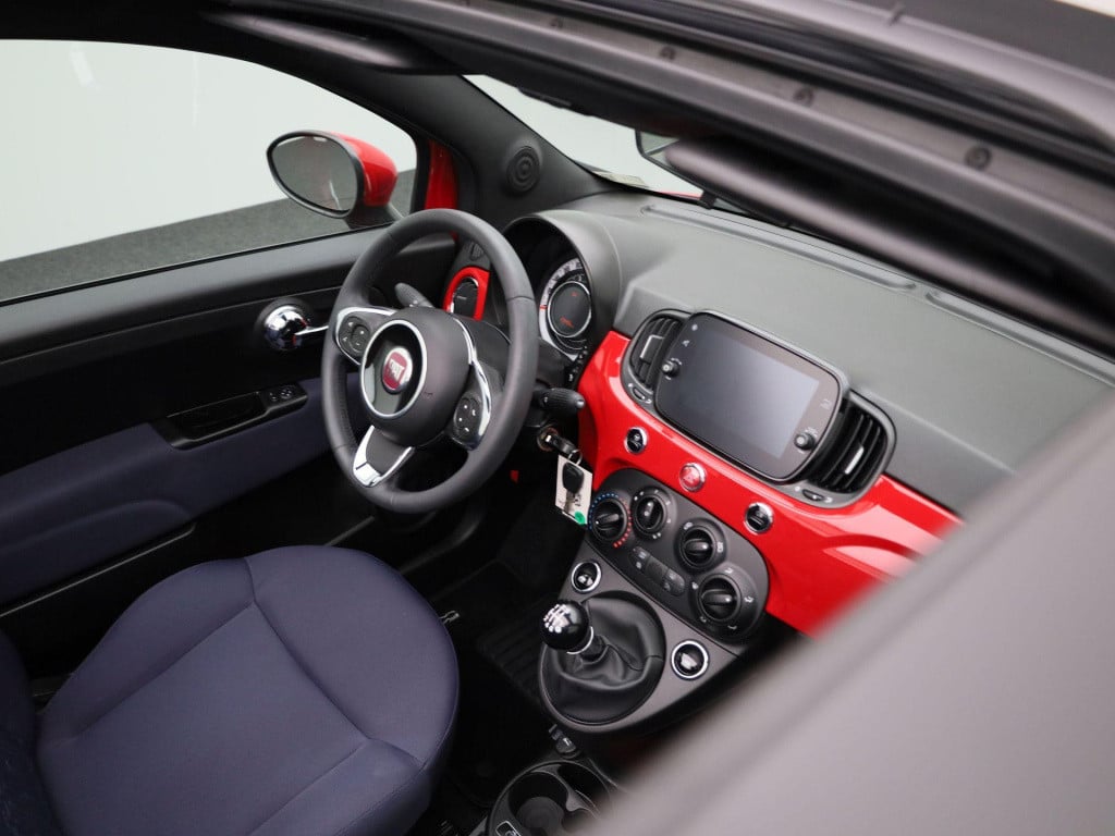 Fiat 500 C 1.0 hybrid club | cabrio | parkeer sensoren | dab | airco | crui