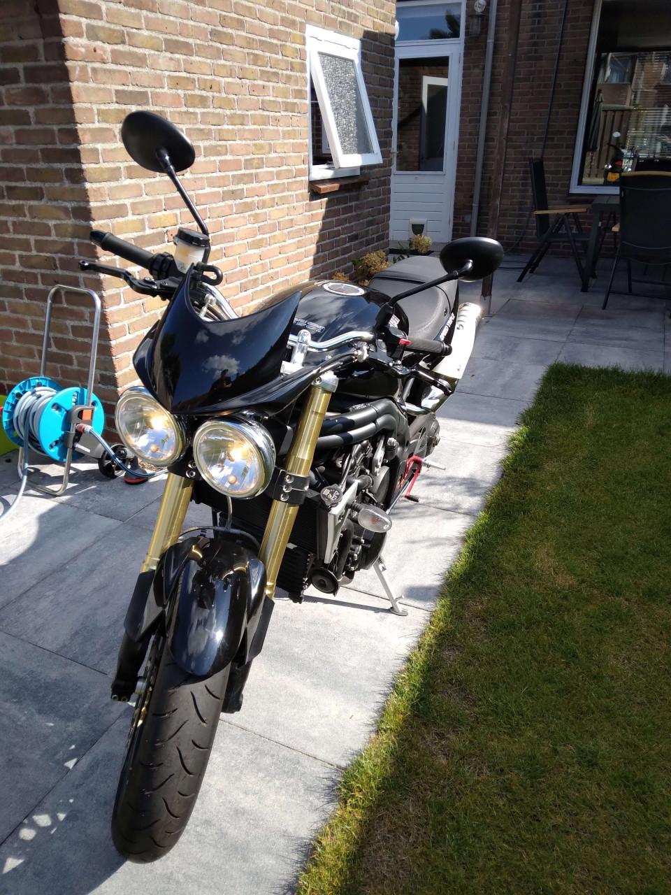 Triumph Speed Triple 1050