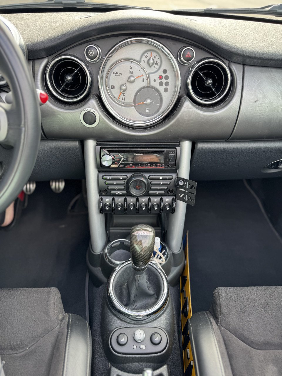 Mini Cooper S JCW Cabriolet 210PK 170DKM 2004 Collectors item!