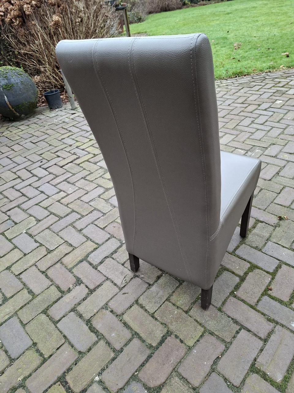 6 eetkamerstoelen