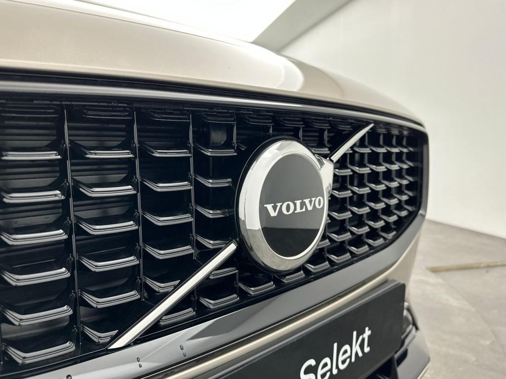 Volvo V60 t6 awd gt plus dark 19"