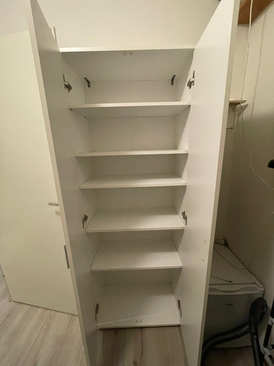 Kast