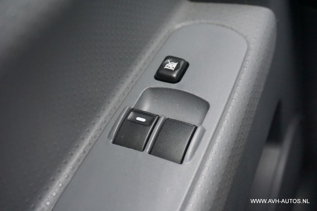 Mitsubishi Colt 1.5 inform cool pack automaat