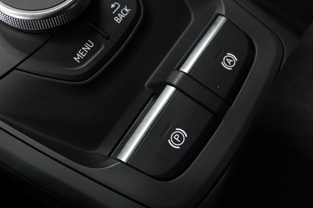 Audi Q2 1.0 tfsi | led | pdc | carplay |