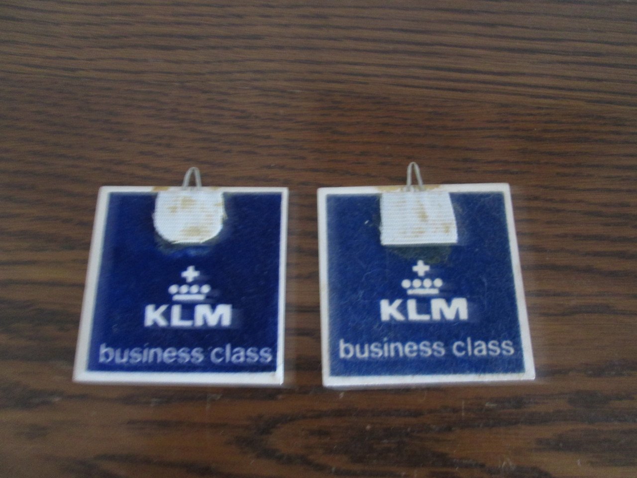 2 K L M tegeltjes