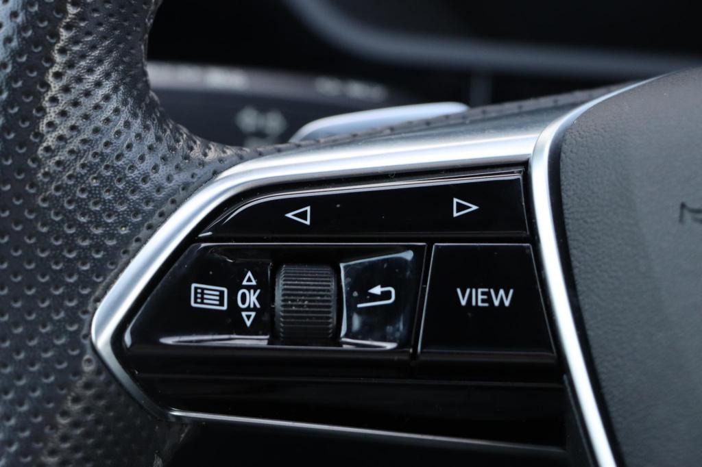 Audi E-tron sportback 55 quattro black edition 95 kwh s-line 408pk