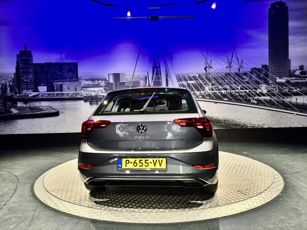 Volkswagen Polo 1.0 tsi life *dsg*acc*pdc*navi*