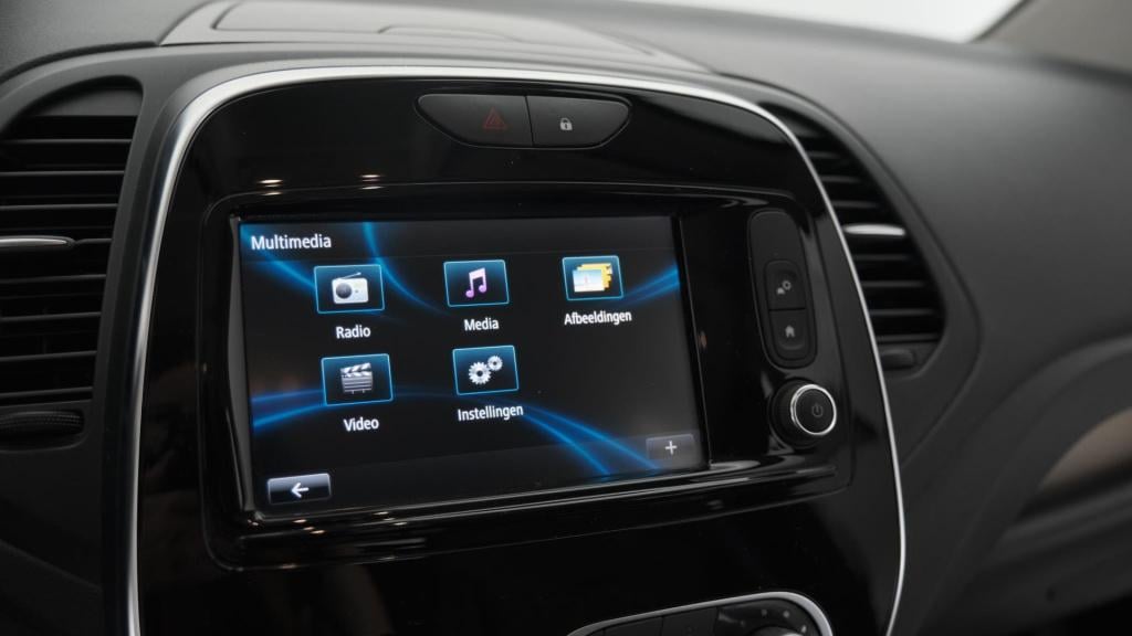 Renault Captur 1.3 tce intens | trekhaak afneembaar | navigatie | parkeerse