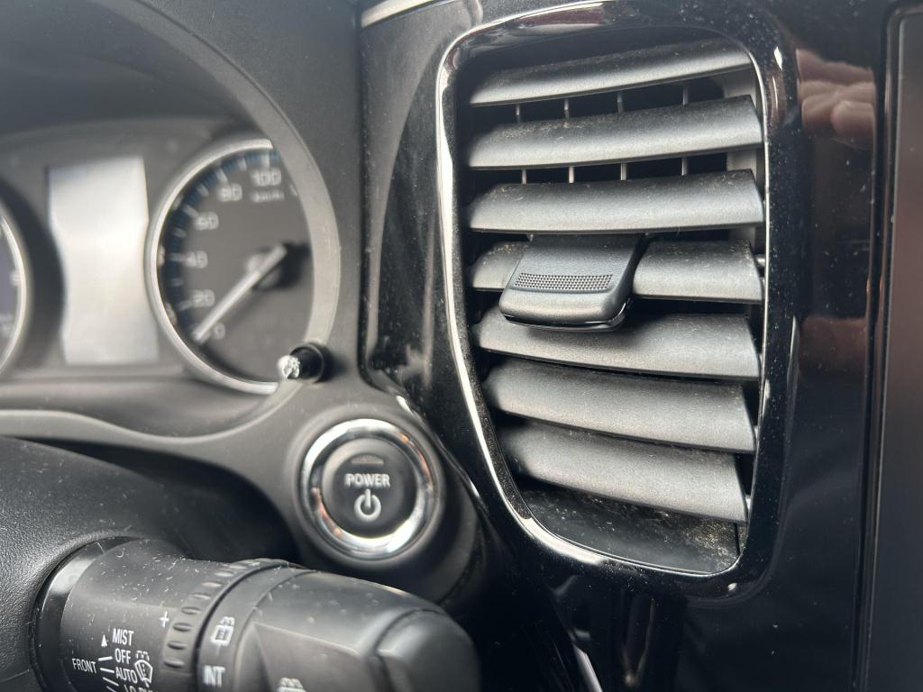 Mitsubishi Outlander 2.4 phev pure+