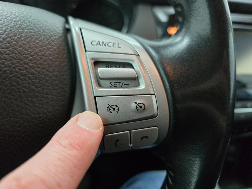 Nissan Qashqai occasion automaat | met trekhaak en parkeercamera | tweedeha
