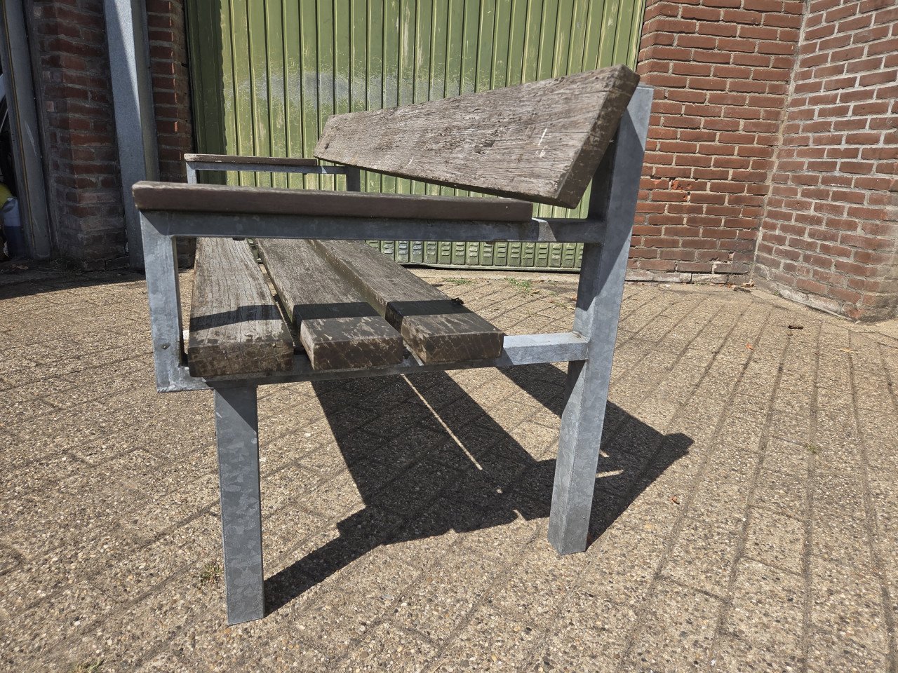 Tuin bankje te koop aangeboden