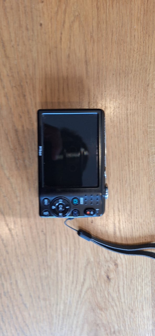 Nikon Coolpix L26
