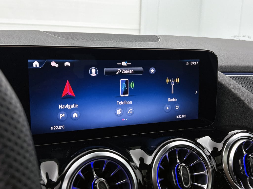 Mercedes-Benz Gla-klasse 250 e business solution amg | nightpakket | smartp