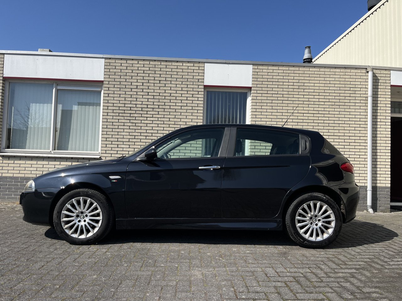 Alfa Romeo 147 1.6 T.Spark LEER,AIRCOBOEKJES