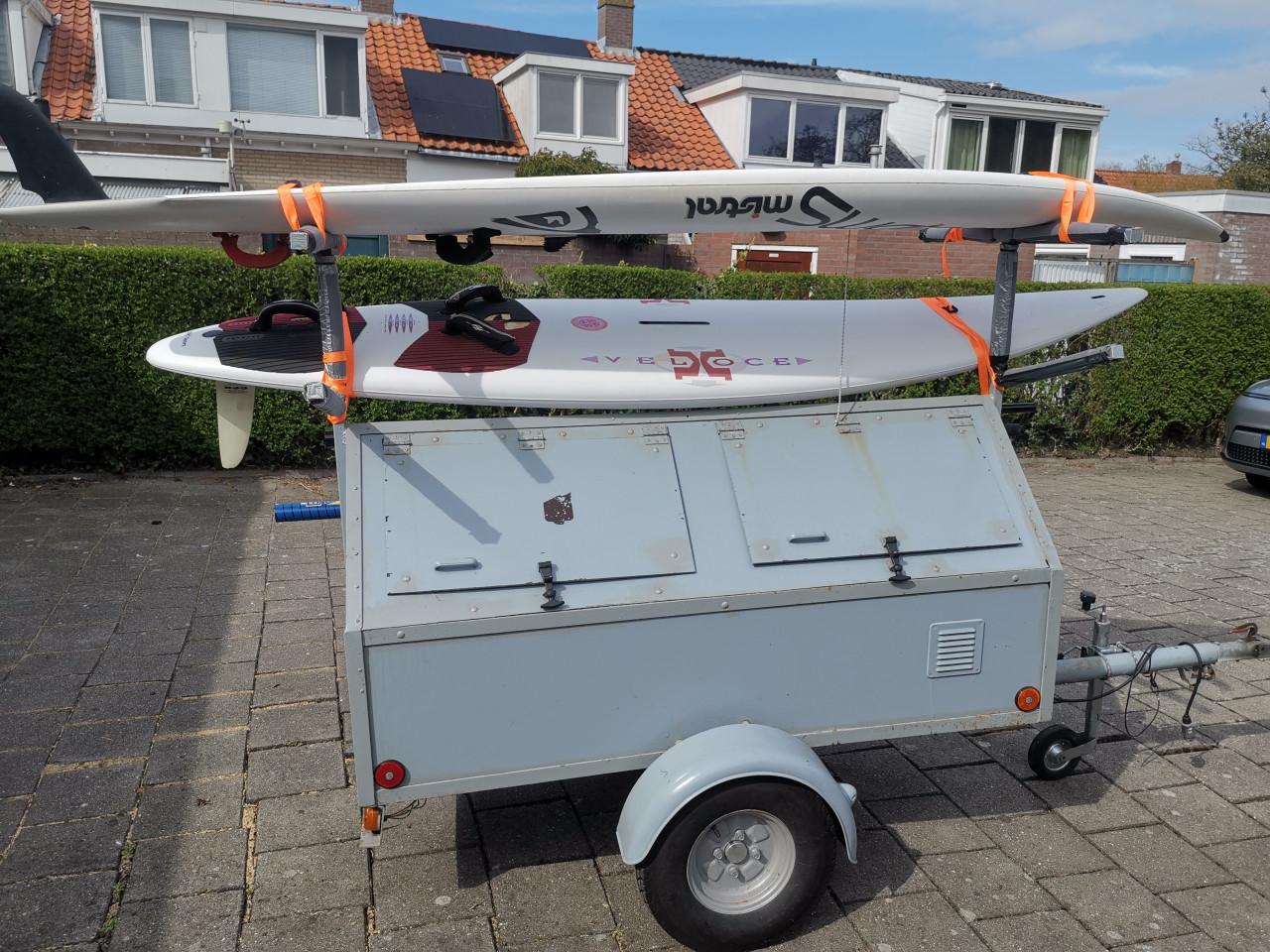 Surfkar met veel ruimte