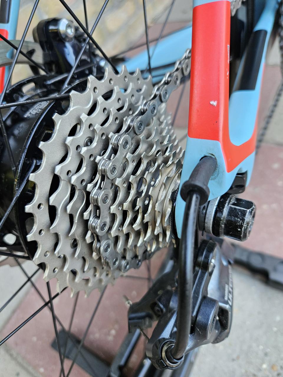 Wilier Cento1 Hybrid Carbon E-Road - Maat L - Ultegra - Accu 99%!