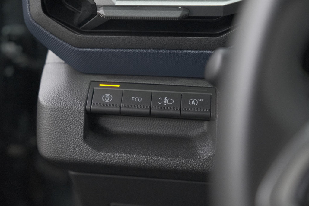 Dacia Duster mild hybrid 130 expression | camera | stoelverwarming | apple 