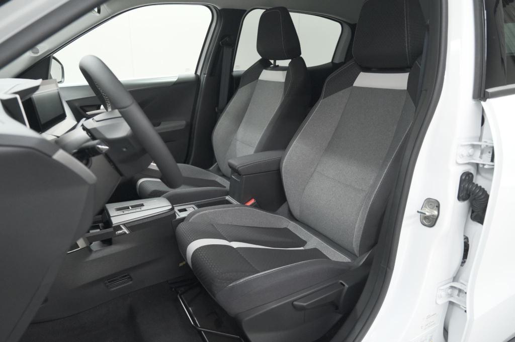 Opel Frontera 1.2 turbo hybrid 145 gs | 7 zitplaatsen | camera | dodehoekde