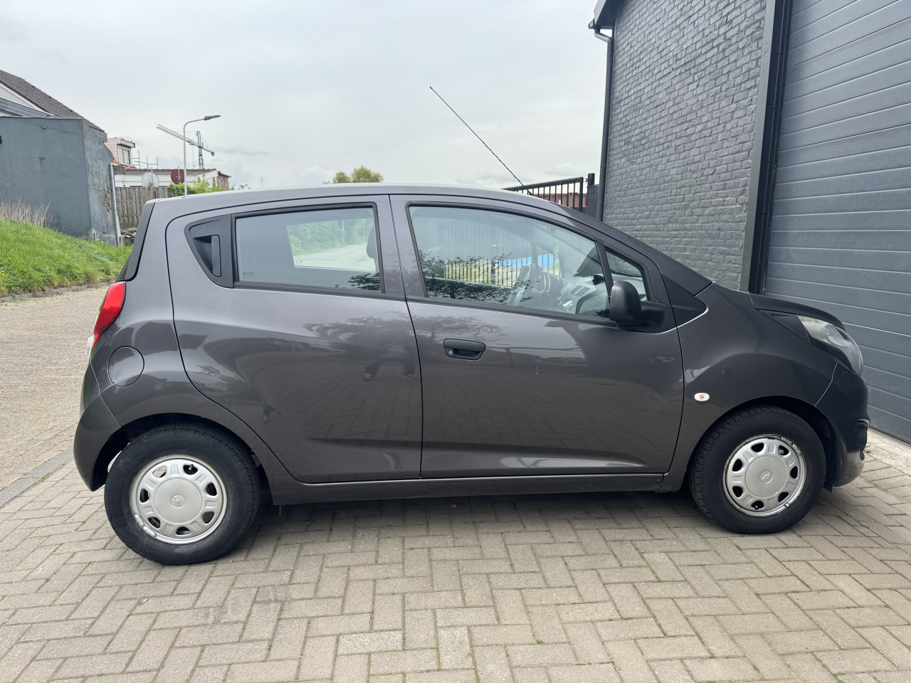 Chevrolet Spark 1.0 68PK 2014 Grijs Apk Bluetooth Nap