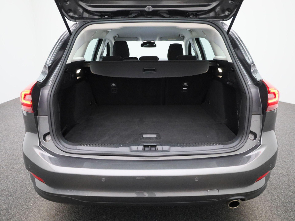 Ford Focus wagon 1.0 ecoboost hybrid titanium style | parkeer sensoren | cl