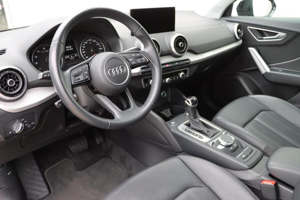 Audi Q2 35 tfsi advanced edition 150pk s-tronic zwart optiek