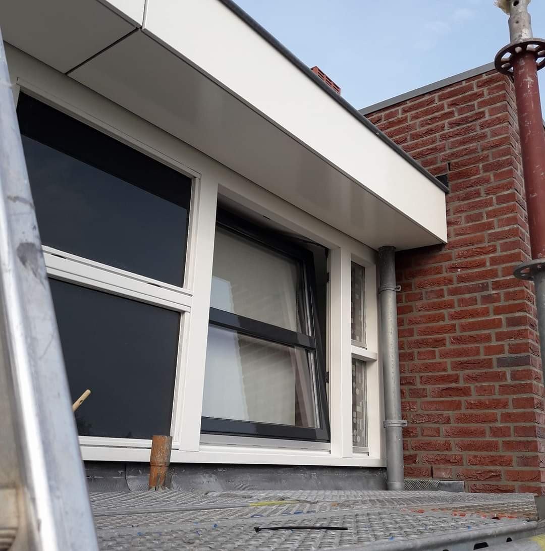 Klussen/schildersbedrijf