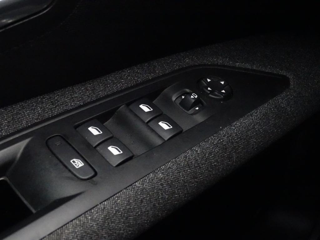 Peugeot 5008 1.2 puretech blue lease executive | 7-persoons