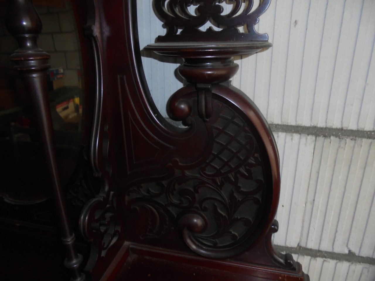 Antieke Queen Anne kast