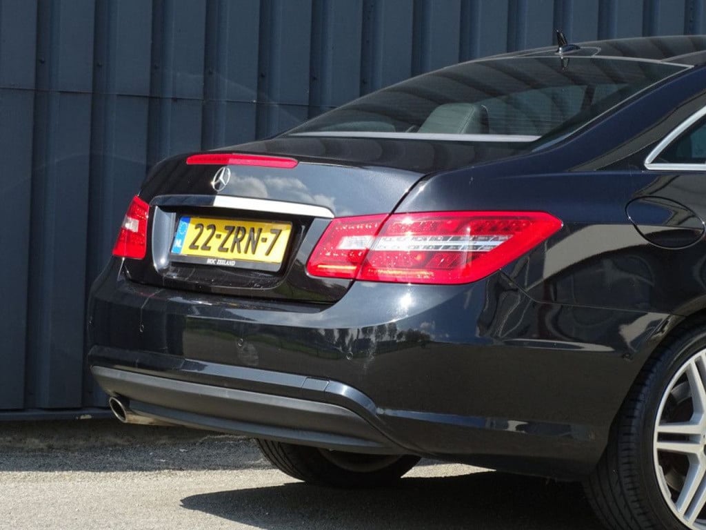 Mercedes-Benz E-Klasse coupé 200 cgi avantgarde amg pakket | harman/kardon 
