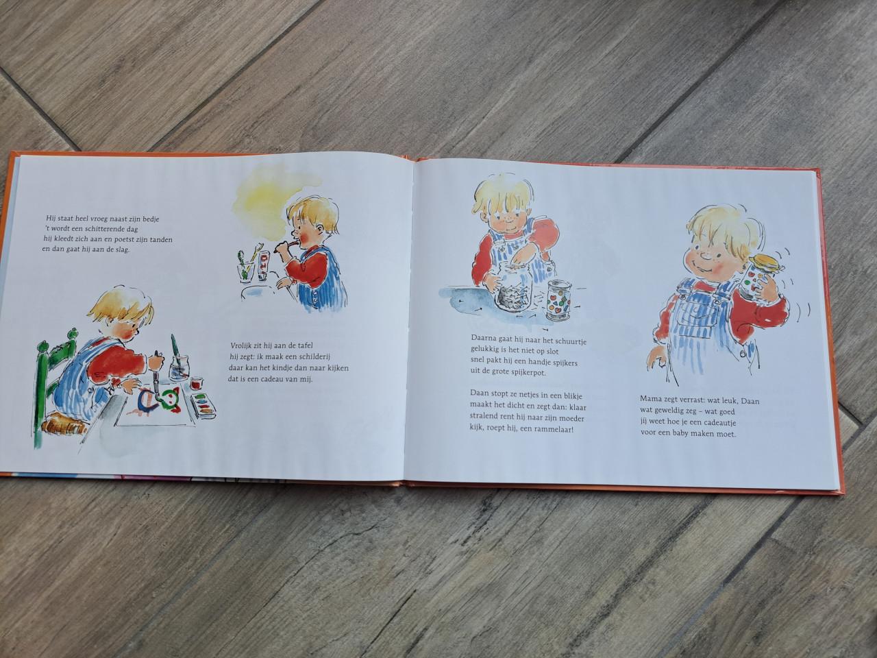 Het bi-ba-baby-boek van Marianne Busser en Ron Schroder