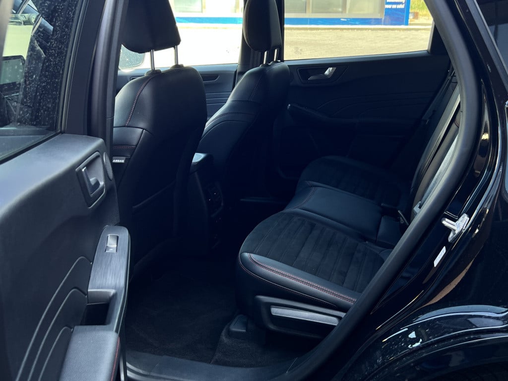Ford Kuga 2.5 phev st-line x | camera | trekhaak | stoel/ stuur verwarming 