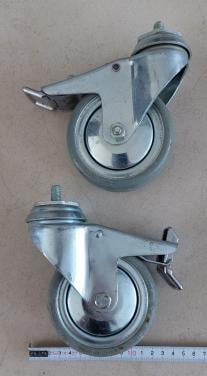 Nieuwe ZWENKWIELEN met rem (2 stuks)