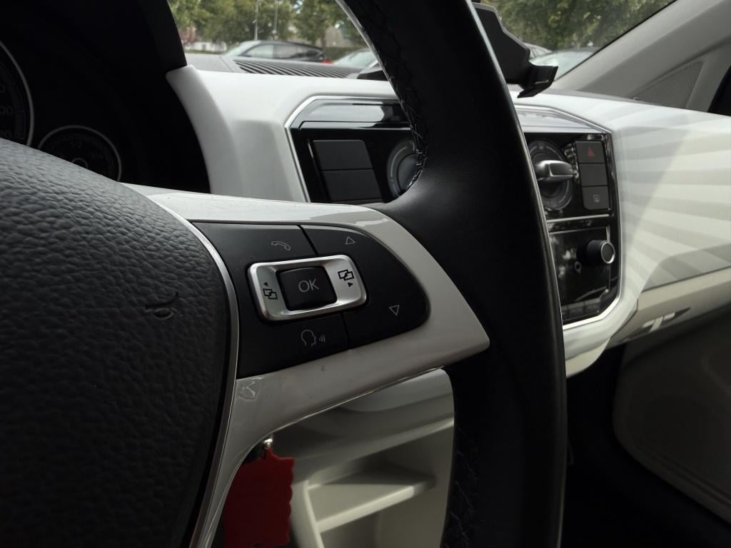 Volkswagen UP! 1.0 beats audio uitvoering