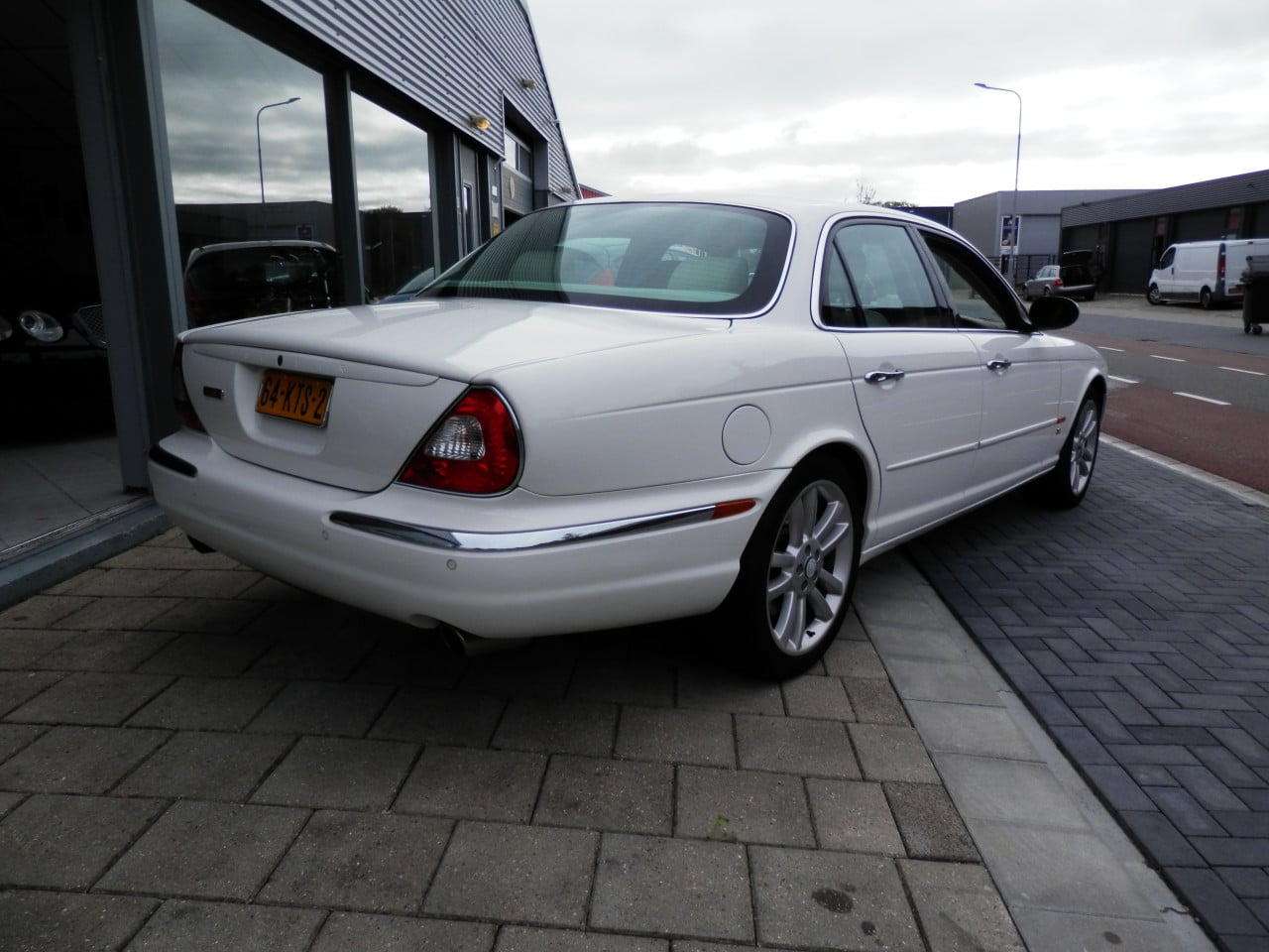 Auto Garant Biedt Aan: Jaguar XJR 4.2 S/C