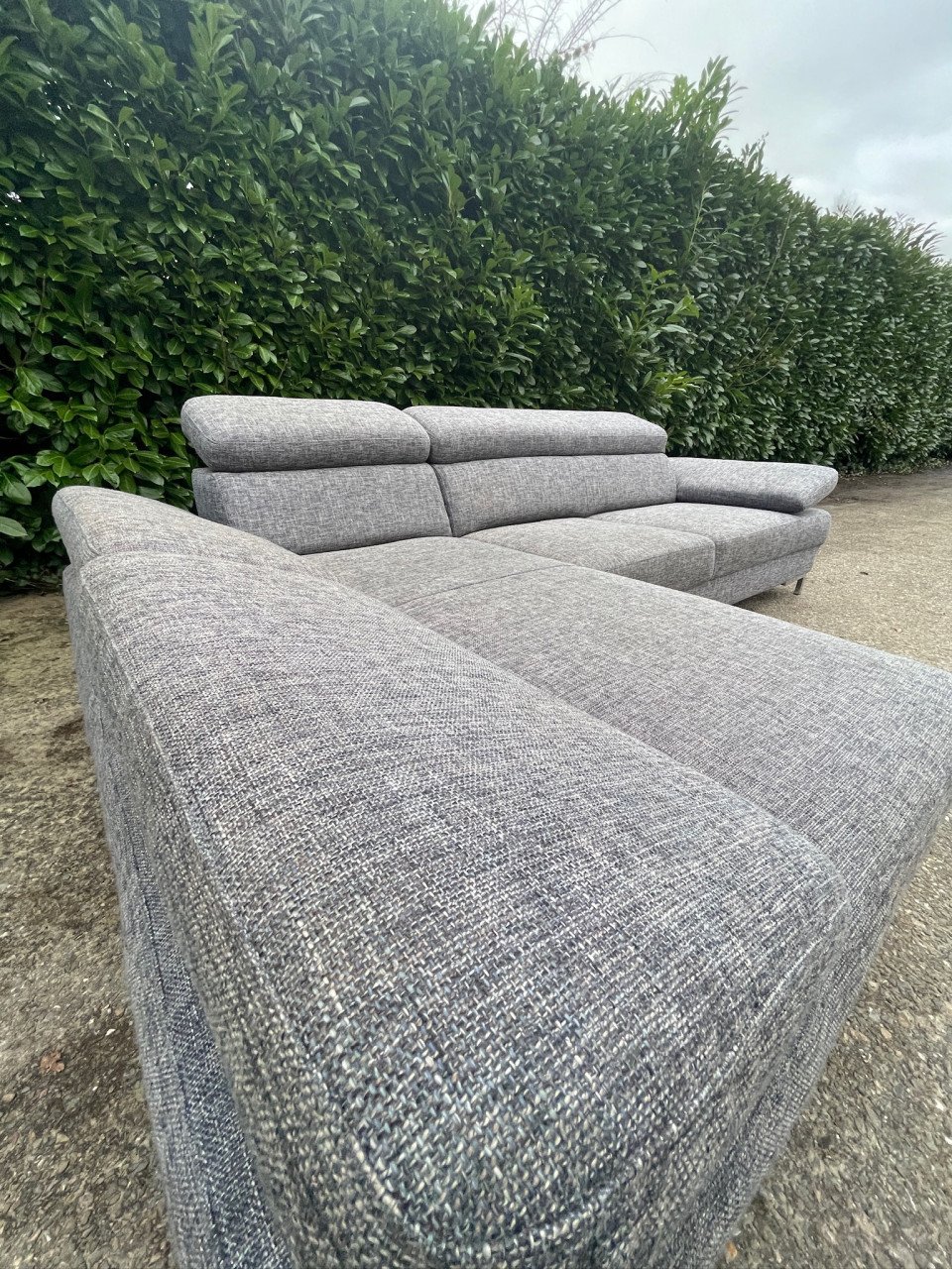 GRATIS LEVERING HEEL NL Montel Grijs Stoffen Hoekbank
