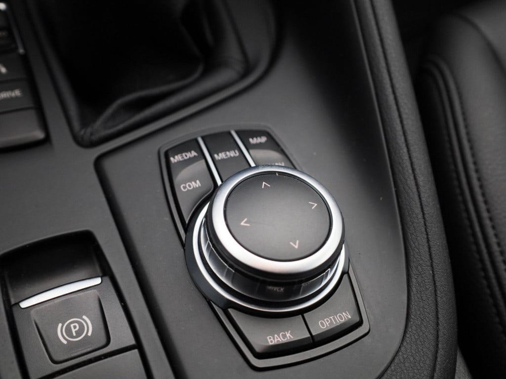BMW X1 xdrive25e executive | automaat | lmv | parkeer sensoren | camera | c