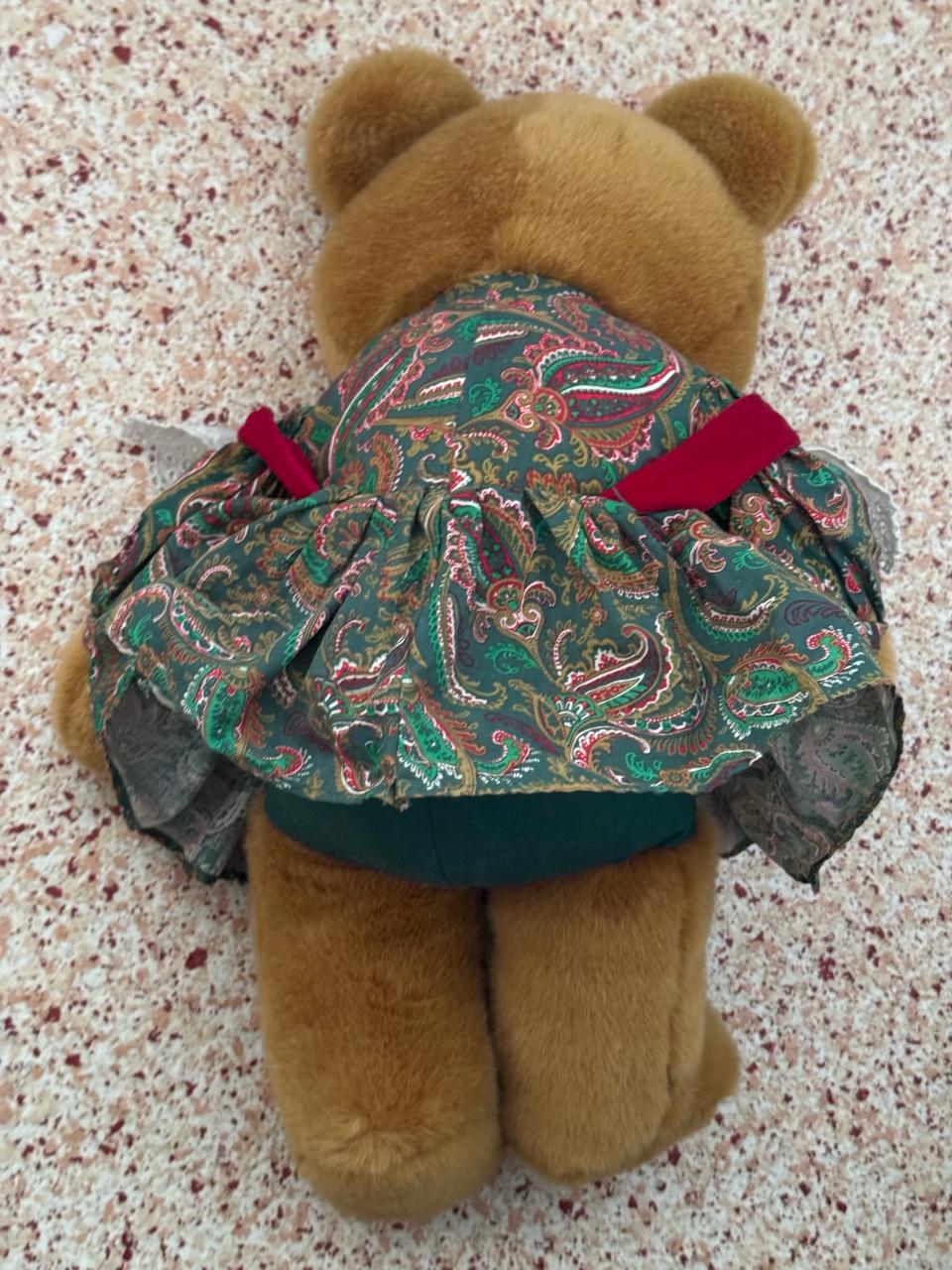 Vintage knuffelbeer "Mamma" met jurk