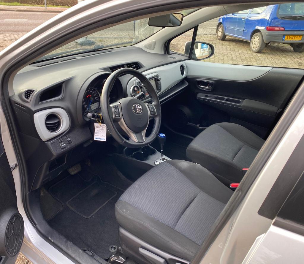 Toyota Yaris hybrid 1.5 full hybrid aspiration