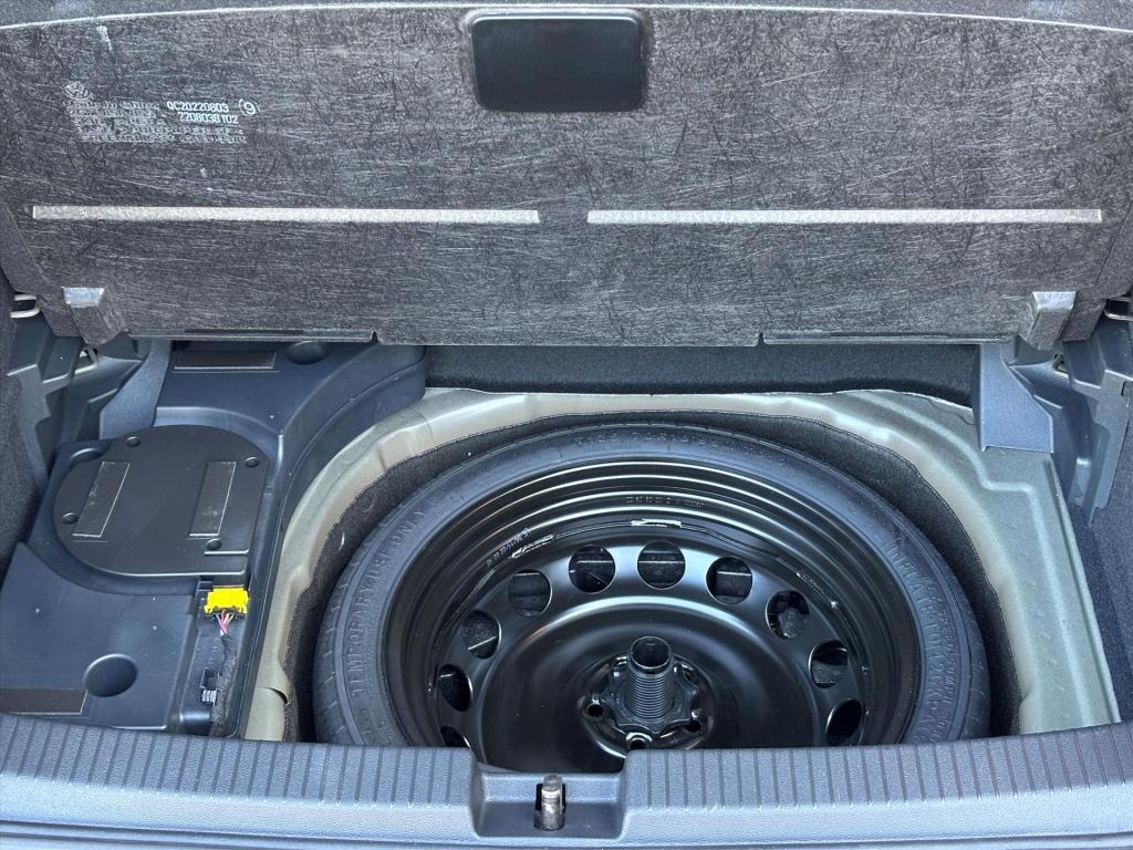 Volkswagen T-cross 1.0 tsi 110pk 7-dsg r-line|full led| beats|navi|rijklaar