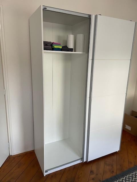 Kledingkast (hang/leg)