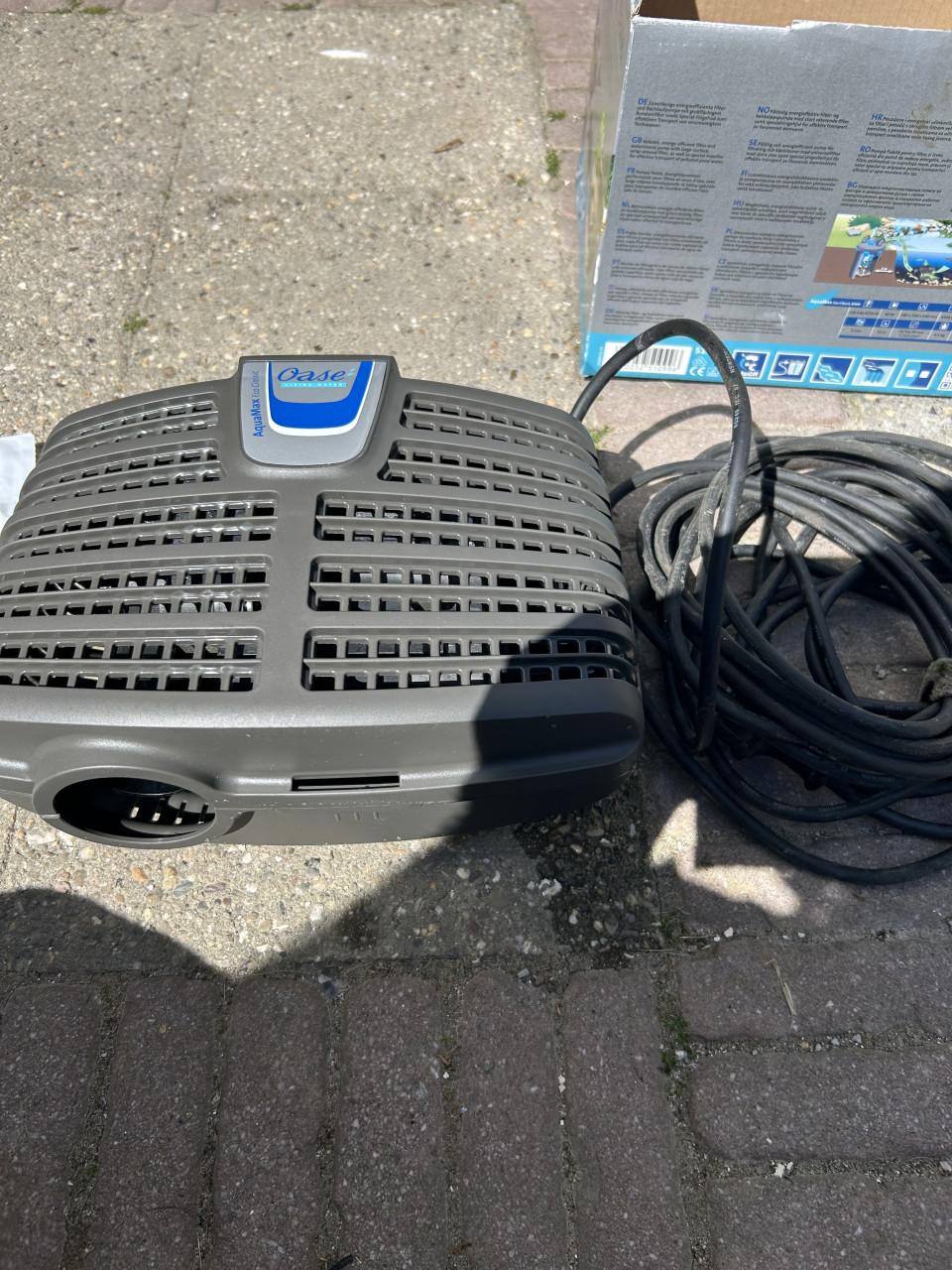 Te koop oase aquamax  eco classik 8500 sterke en zuinige Vijverpomp