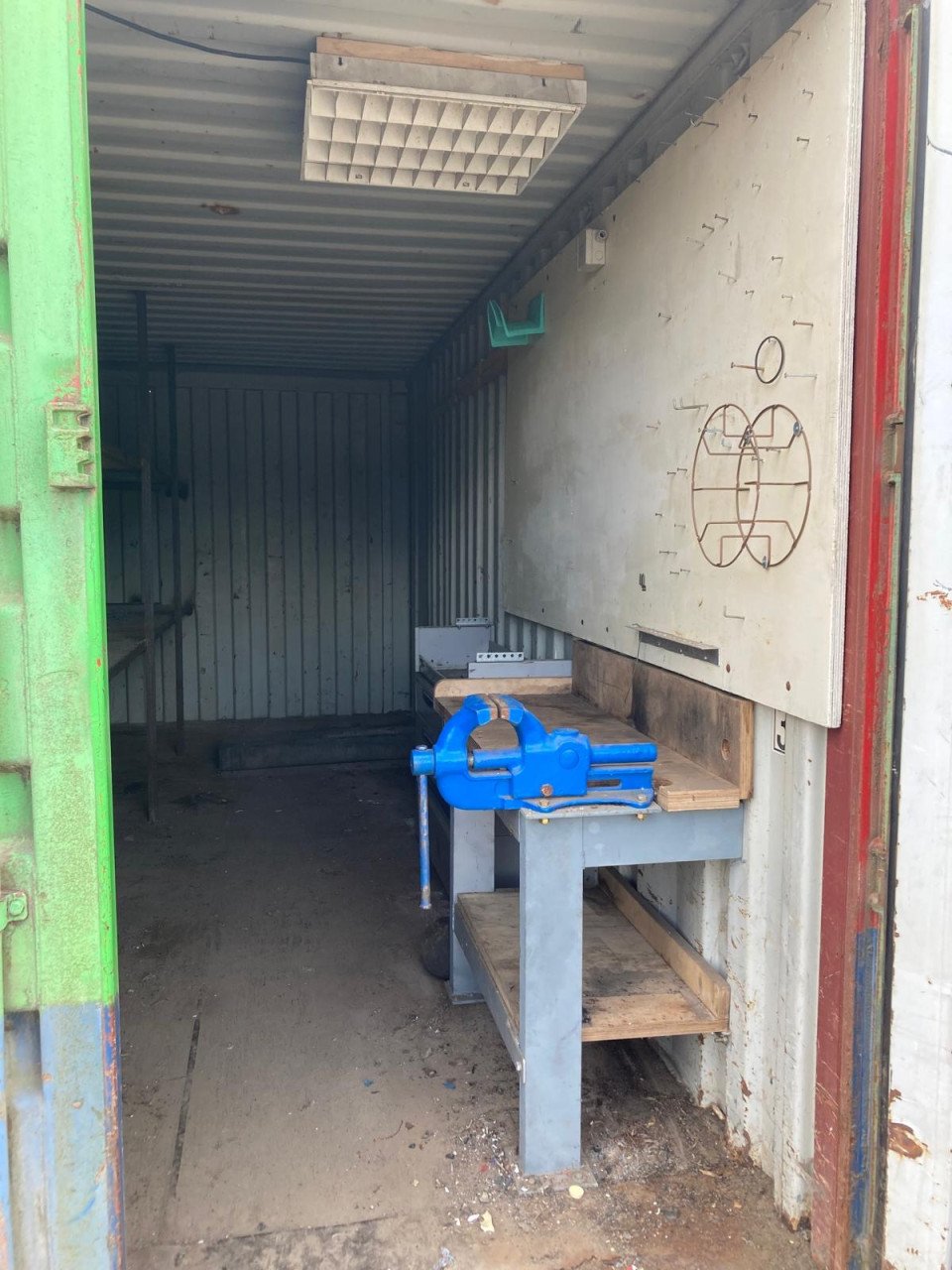 Container