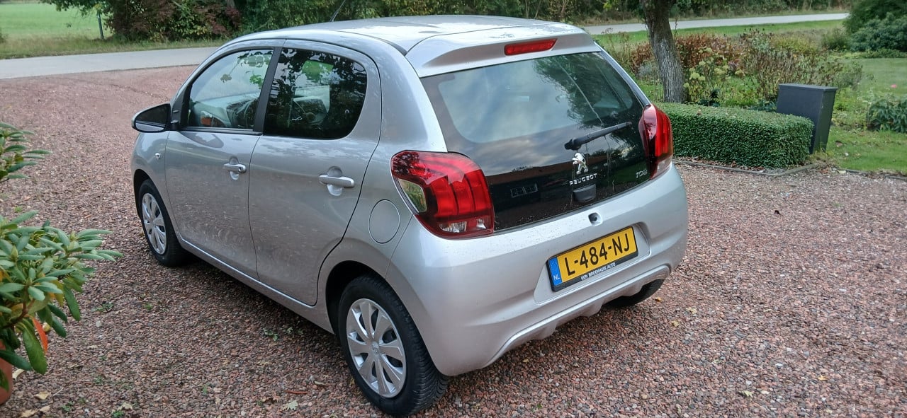 Peugeot 108 5 drs airco bj 2021 met 64000 km