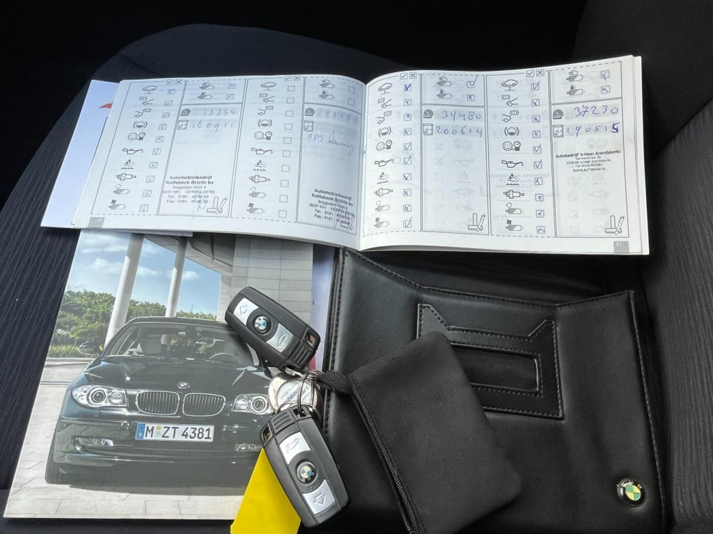 BMW 1 Serie 118i business line | orig. nl | climate | cruise