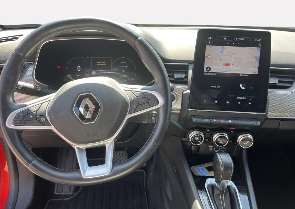 Renault Arkana 1.6 e-tech hybrid 145 intens - trekhaak / camera